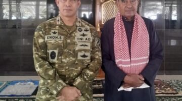 Safari Jumat di Masjid Al Ikhlas KOREM 152 Babullah Ternate, ini pesan Ustdz Basyir Ishak